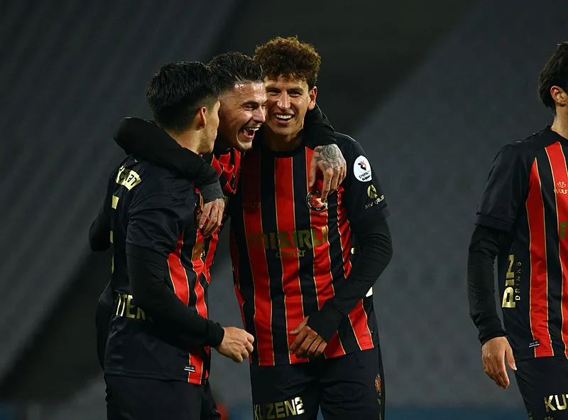 Spor yazarları Fatih Karagümrük - Fenerbahçe maçını değerlendirdi! "Ruhsuzluk" - 5