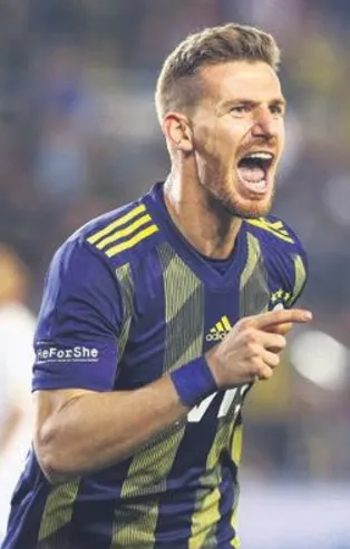 Fenerbahçe’in kafası çalışıyor