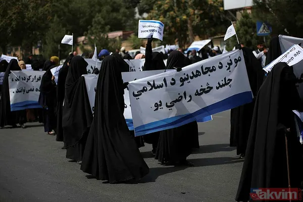 Afgan kadınlar Kabil Eğitim Üniversitesi’nde Taliban’a destek programı düzenledi - 21