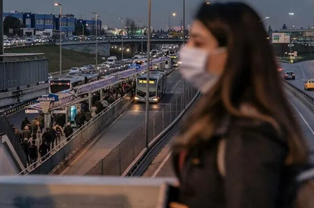 İstanbul'da otobüs, metro, metrobüs ve şehir hatları vapurlarına maskesiz yolcu alınmayacak