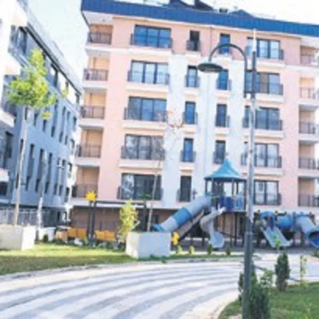 Yarısı d’ev’letten