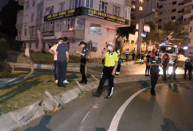 Avrasya Tüneli girişinde takla atan otomobil duvara çarptı: 1 ölü, 2 yaralı-1