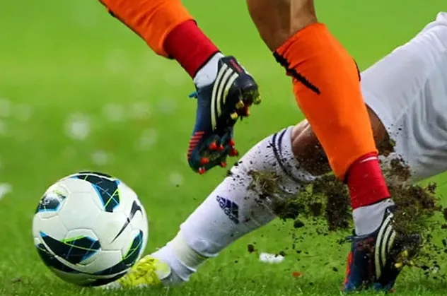 Ada'dan son dakika | İngiltere Premier Lig'de antrenmanlara başlanacak