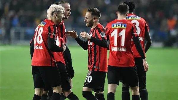 Ziraat Türkiye Kupası'nda çeyrek ve yarı final heyecanı A Spor'da! ZTK'da eşleşmeler belli oldu: Fenerbahçe, Galatasaray ve Trabzonspor...-6