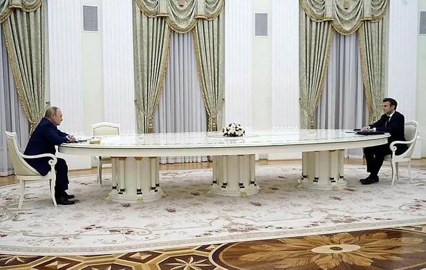 putin-ve-macrondan-yeni-gorusme-gundem-rusya-ukrayna-krizi-1645376440700.jpeg Putin ve Macron'dan yeni görüşme: Gündem Rusya-Ukrayna krizi!-3