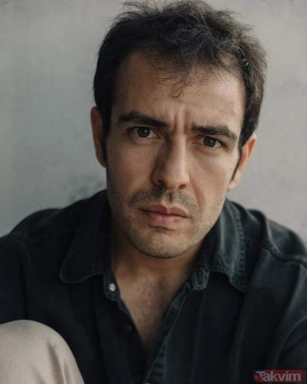 Zembilli’nin gözü kara delikanlısı Kadir’i Özgür Cem Tuğluk’un sevgilisi bakın kim! Meğer Kırgın Çiçekler’in güzeller güzeliyle... - 7