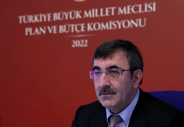 Türkiye ekonomisinde yeni dönem! Hazine ve Maliye Bakanı Nebati: Büyüme hedefi yüzde 5-7