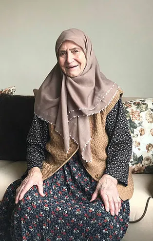 Koronavirüs hastalarına umut oldu! 86 yaşında hastalığı yendi