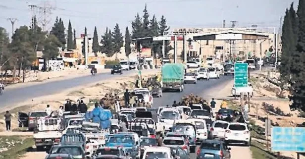 Teröristler Halep'ten çekiliyor!