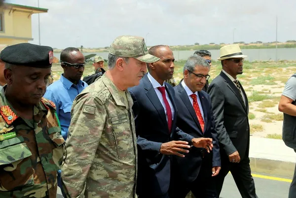 Türkiye'nin yurt dışındaki en büyük askeri üssü Somali'de açıldı-7