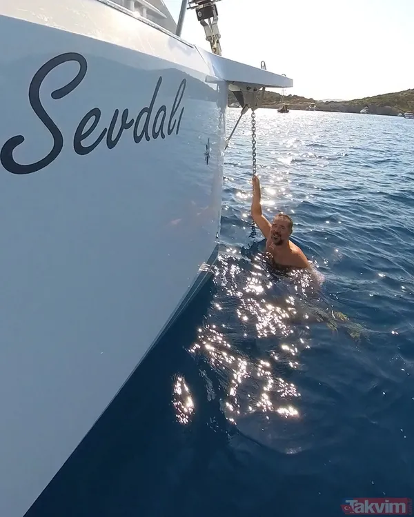 Ata Demirer'den milyonluk yatırım! “Hoş geldin kızım” deyip paylaştı! Lüks teknesi ağızları açık bıraktı! İşte Ata’nın Sevdalı’sı... - 7