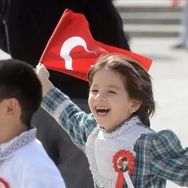 Yurtta 23 Nisan heyecanı | Kurtuluşun sarsılmaz kalesi 104 yaşına girdi! Başkan Erdoğan çocukları kabul edecek