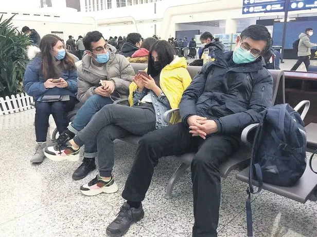 4 kıtada koronavirüs paniği! Takvim doktorları salgından nasıl korunulacağını yazdı-12