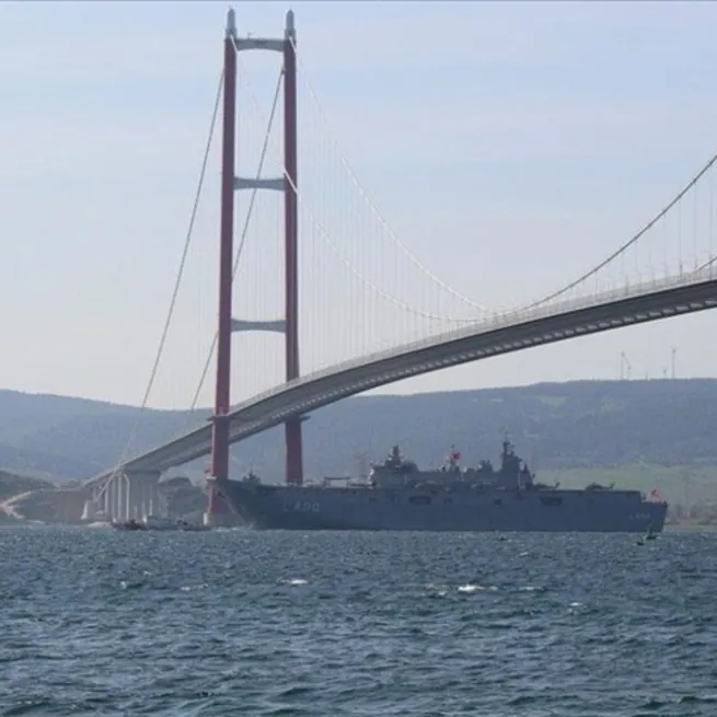 Sis kalktı transit gemi geçişleri yeniden başladı