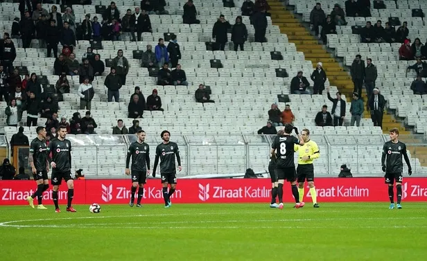 Kartal Türkiye Kupası'na veda etti! MAÇ SONUCU: Beşiktaş 2 - 3 Erzurumspor MAÇ ÖZETİ İZLE-3