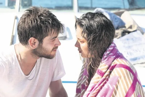 Ünlü şarkıcı Simge konserinde Icardi'yi unutmadı: "Kalbimde yeri ayrı"-6