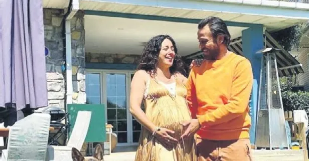 Cansu Tosun ve Erkan Kolçak Köstendil mutluluk pozu verdi