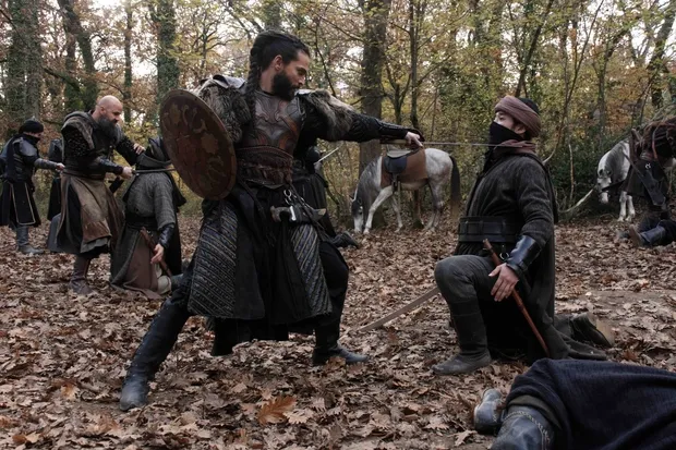 Uyanış Büyük Selçuklu 12.fragmanında kıyametler kopuyor! Uyanış Büyük Selçuklu yeni bölümde taş üstünde taş kalmayacak!-9