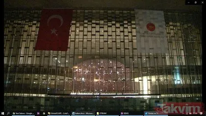 Gezi saldırısında işgal edilen Taksim’deki Atatürk Kültür Merkezi’nin AKM yeni tabelası asıldı