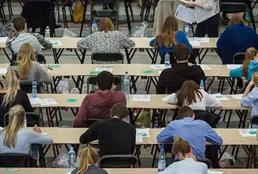 AÖL sınav giriş belgesi ekranı | 2024 - 2025 Açık Öğretim Lisesi sınavları ne zaman, saat kaçta yapılacak?