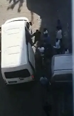 Güpegündüz ortalık karıştı! 8 kişi geldiler, herkesin gözü önünde...