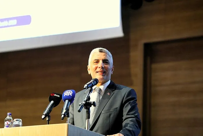 ticaret-bakani-omer-bolat-duyurdu-en-yuksek-seviyelere-ulasti-1702566322938.jpeg Ticaret Bakanı Ömer Bolat "En yüksek seviyelere ulaştı" diyerek duyurdu! Önceki yıla göre yüzde 12,9 artışla 254,2 milyar dolara yükseldi-2