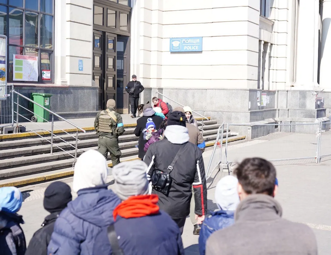 Savaştan kaçmak isteyen Ukraynalı erkeklerin yeni oyunu