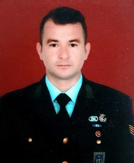 Kumpas sonucu TSK'dan atılan Önder Çayır mesleğine dönmeye hak kazandı - 1