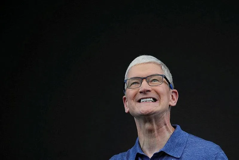 Apple Intelligence tanıtıldı ABD karıştı! Elon Musk'ın hedefinde OpenAI var: "Hepsini yasaklarım" | İşte İOS 18 sürümü ve yapay zekalı yeni Siri-8