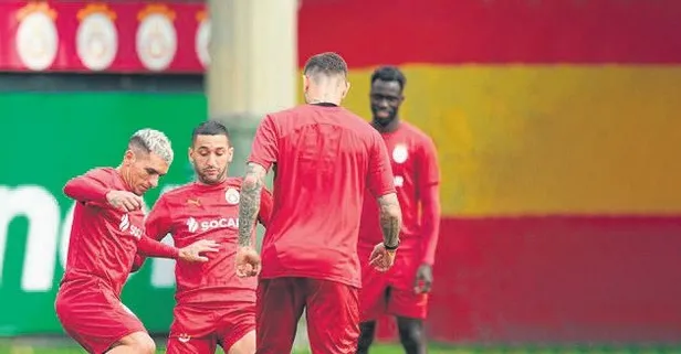 Hakim Ziyech takıma döndü