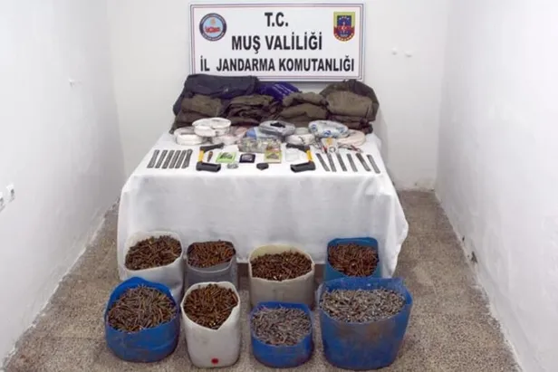 Muş'ta, 25 bin Kalaşnikof mermisi ele geçirildi-1