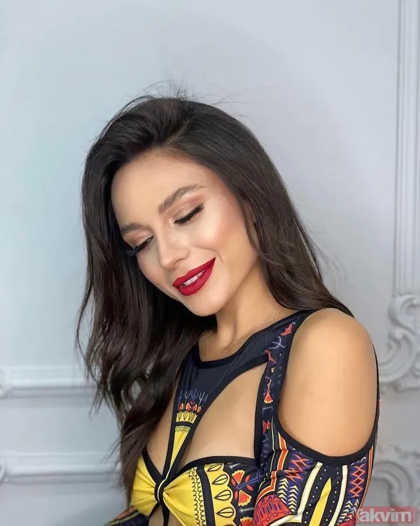 Annenin Sırrıdır Çocuk Meryem’i Selin Yeninci bornozlu pozlarıyla gündemde! İbrahim Tatlıses’in hayran kaldığı Selin ortalığı salladı - 14