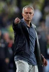 Fenerbahçe’ye transfer müjdesi! Mourinho eski yıldızını getiriyor