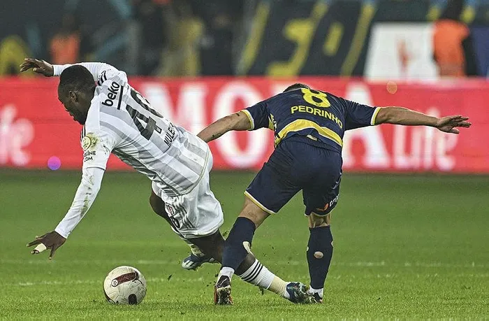 besiktas-ankaragucu-ile-1-1-berabere-kaldi-iste-macta-yasananlar-1701626187679.jpeg Beşiktaş, Ankaragücü ile 1-1 berabere kaldı! İşte maçta yaşananlar...-2