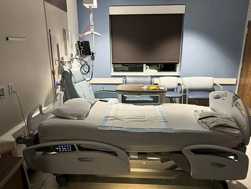 FETÖ elebaşı Fetullah Gülen'in kaldığı hastane odasını görüntülendi. (AA)