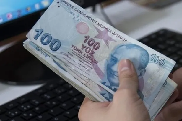 ssk-emekli-maas-farki-neden-bugun-hesaplara-yatmadi-2022-ssk-bag-kur-zamli-emekli-maaslari-hangi-gun-odenecek-1642330911408.jpg 2022 SSK, Bağ-Kur zamlı emekli maaşları hangi gün ödenecek? SSK emekli maaş farkı neden bugün hesaplara yatmadı?-2