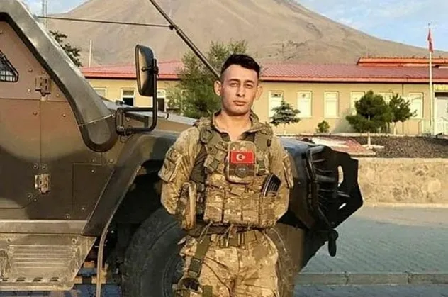 Kahreden olay! Şehit Astsubay Batuhan Şimşek'in babası, oğluna sürpriz yapacakken şehadet haberini aldı