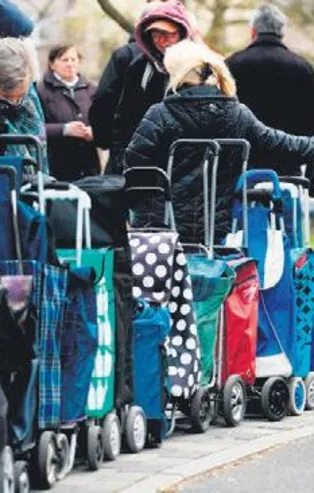 Almanya’da ekonomik kriz aşevlerine talebi patlattı! Eski Başbakan Schröder'den flaş açıklama: "Krizi Türkiye çözebilir"