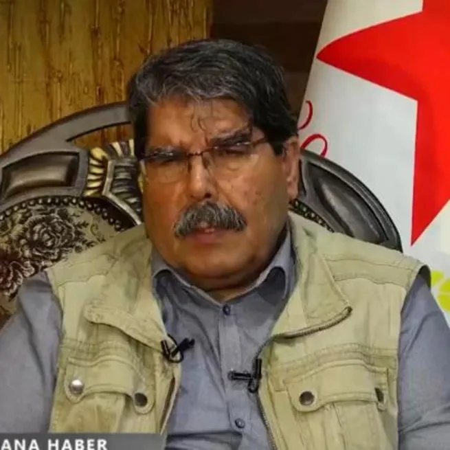 PKK/PYD elebaşı Salih Müslim saklandığı inden 7li koalisyona destek mesajı gönderdi: İyi günler bizi bekliyor, özgürleşeceğiz