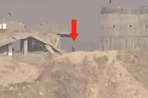 Suriye sınırındaki YPG/PKK'lı teröristlerin paniği A Haber kamerasında!