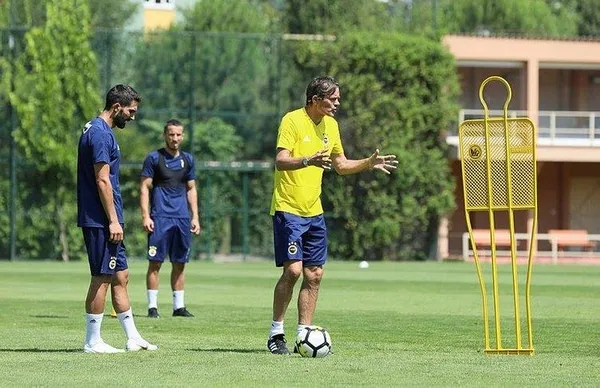 Cocu'nun ilk 11'i belli oldu! Fenerbahçe-İstanbulspor mücadelesi ne zaman?-6