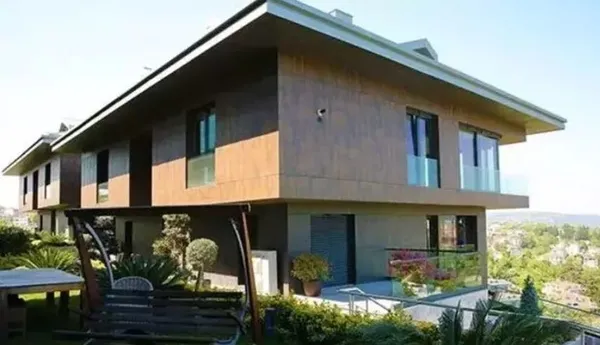 8-oda-4-banyo-4-salon-serdar-ortacin-calisanlarina-miras-birakacagi-luks-evine-bakin-saray-yavrusundan-hallice-1700135599510.jpg Serdar Ortaç’ın çalışanlarına miras bırakacağı lüks evine bakın: Saray yavrusundan hallice! 8 oda, 4 banyo, 4 salon! 2016’da 15 milyon TL'ydi...-12