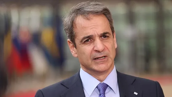 yunanistan-basbakani-micotakisten-girit-uzerinden-kirli-tezgah-26-yil-sonra-issiz-adaya-indi-1672837449468.jpg Yunanistan Başbakanı Miçotakis'ten Girit üzerinden kirli tezgah: 26 yıl sonra ıssız adaya indi-3