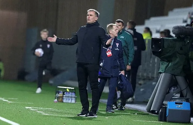 ay-yildizlilar-stefan-kuntz-yonetiminde-adeta-tarihi-yeniden-yazdi-milliler-faroe-adalarinin-40-yil-icinde-yen-1664228893596.jpeg Ay-yıldızlılar, Stefan Kuntz yönetiminde adeta tarihi yeniden yazdı! Milliler, Faroe Adaları’nın 40 yıl içinde yendiği 16. takım olmayı başardı-3