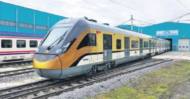 Bakan Uraloğlu duyurdu: Milli Banliyö tren seti raylara çıkıyor