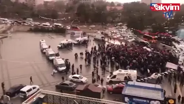 7'li koalisyonun ortağı Meral Akşener’e vatandaş ilgi göstermiyor! Erzurum'da da boş meydana konuştu