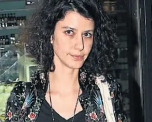 Kenan Doğuludan boşanmak isteyen Beren Saatten şaşırtan hareket!