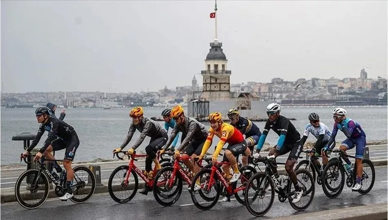 istanbulda-cumhurbaskanligi-turkiye-bisiklet-turu-ve-yari-maraton-iste-trafige-kapatilan-yollar-ve-alternatif-1714281887276.jpeg Cumhurbaşkanlığı Bisiklet Turu'nda madalyalar sahiplerini buldu! Bakan Bak bizzat taktı... "Türkiye’nin turizm bölgelerini tanıtıyoruz"-8