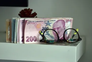 SSK ve Bağ-Kur emeklilerine taban aylık farkı! Temmuz artışı ne zaman yatacak kim ne kadar alacak? İşte zamlı maaş tablosu