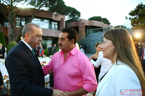 Cumhurbaşkanı Erdoğan İstanbul'da sanatçı ve sporcularla iftar yaptı - 37